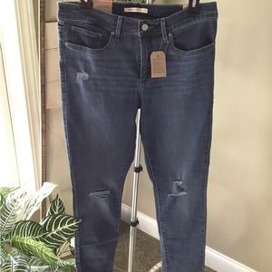 Levi’s 311 Shaping Skinny Boyfriend Jeans NWT size 10